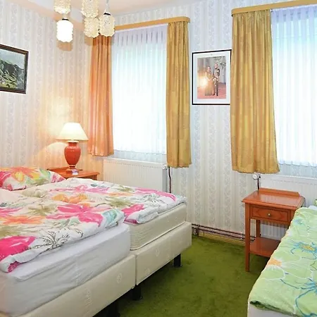 1-bedroom *