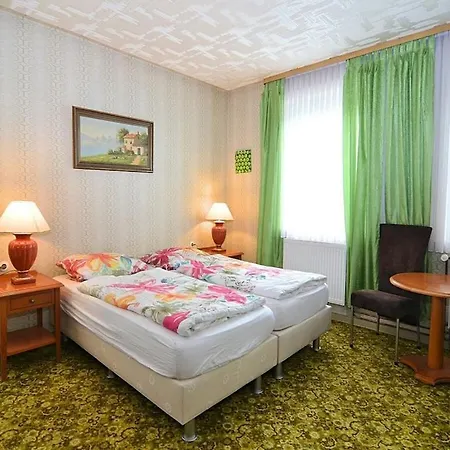 1-bedroom *